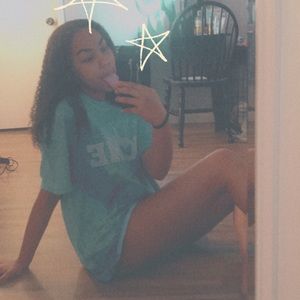 Meet your Posher, Reese